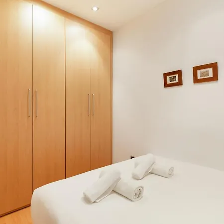 U-nique Terrassa Apartment Barcelona